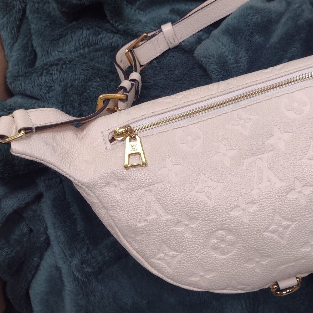 Louis Vuitton EMPRIENTE BUMBAG Créme Monogram Waist Crossbody 🤍 - Picture 15 of 16